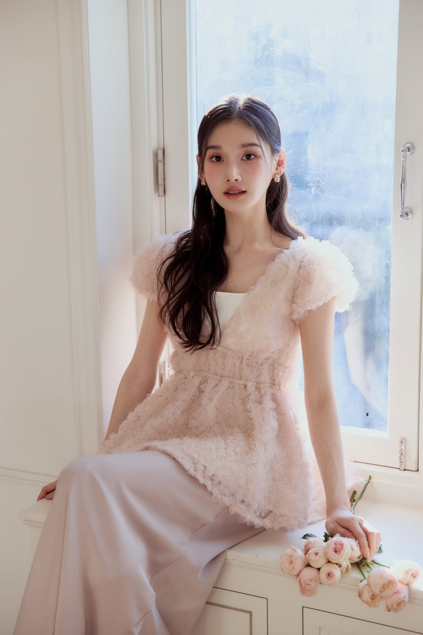 poláura フラワーぺプラムバックリボンチュニック フラワーぺプラムバックリボンチュニック – poláura OFFICIAL ONLINE STORE