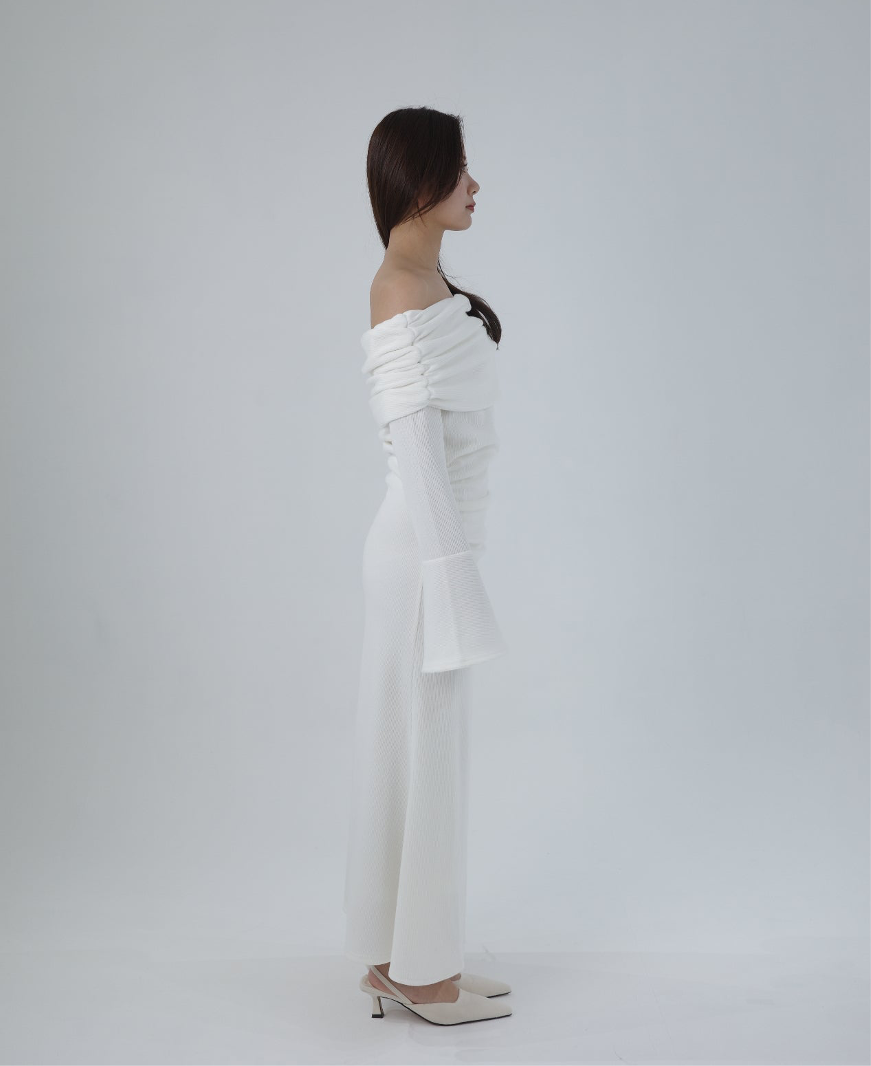 モデル身長:155cm サイズ:S カラー:white