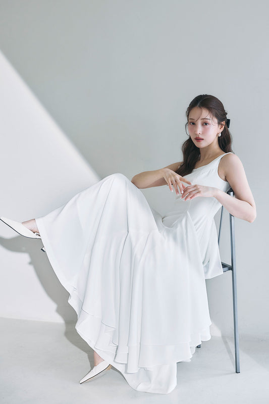 モデル身長:160cm サイズ:S カラー:off-white