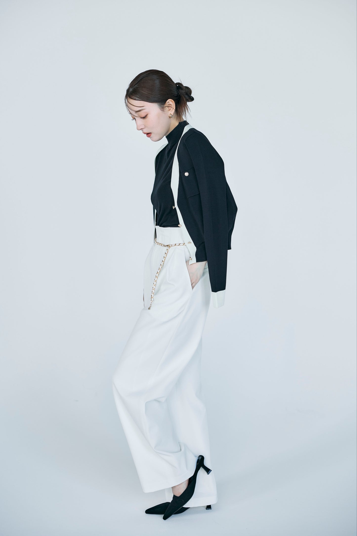 モデル身長:160cm サイズ:S カラー:white