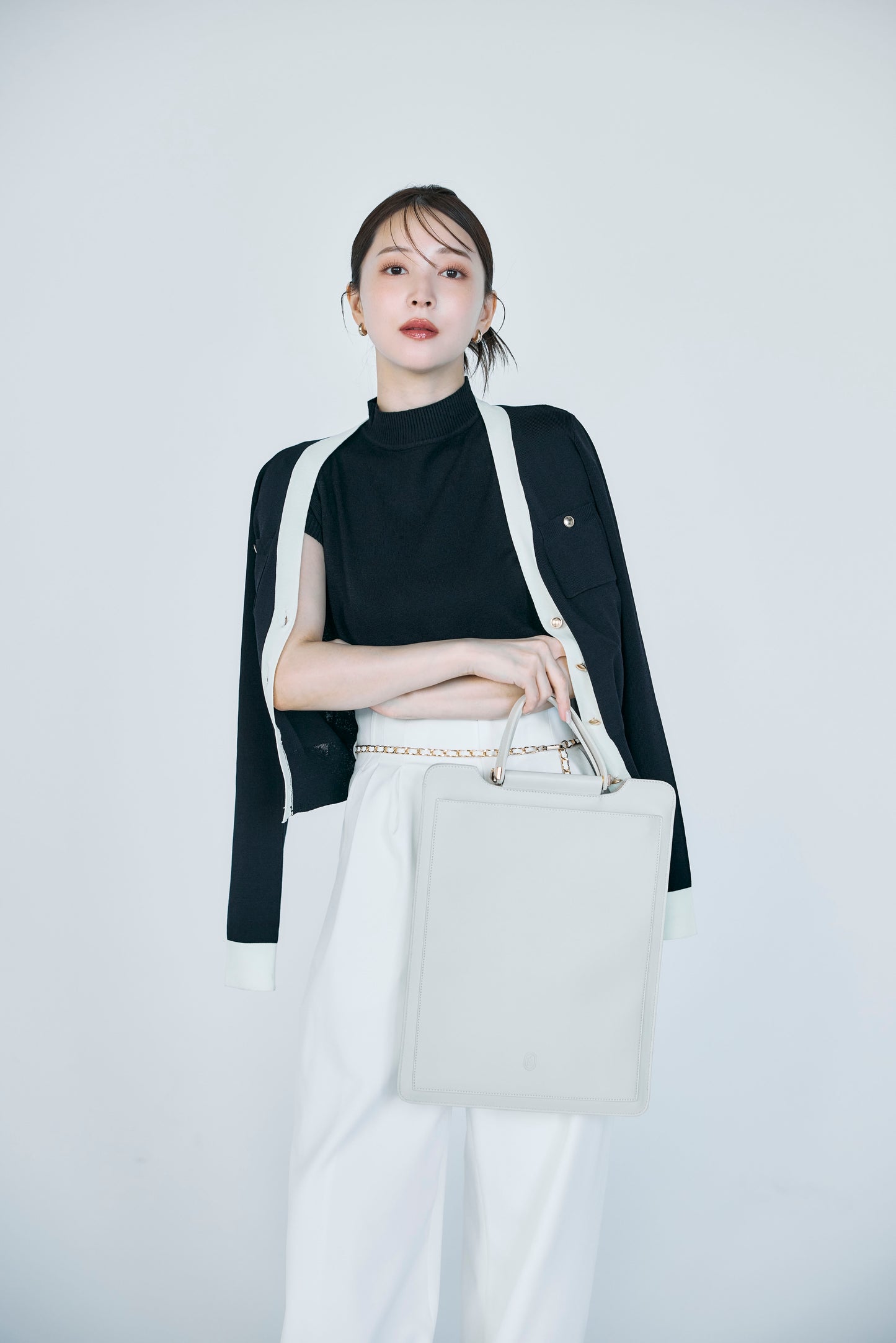 モデル身長:160cm サイズ:FREE カラー:black