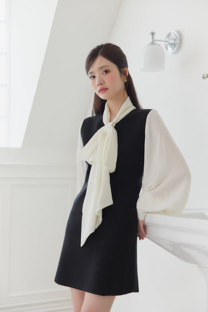 モデル身長：164cm　サイズ： M　カラー：black