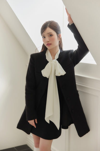 モデル身長：164cm サイズ：M カラー：black