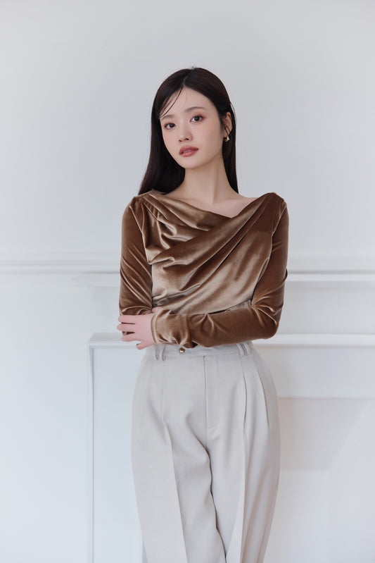 モデル身長：164cm カラー：beige