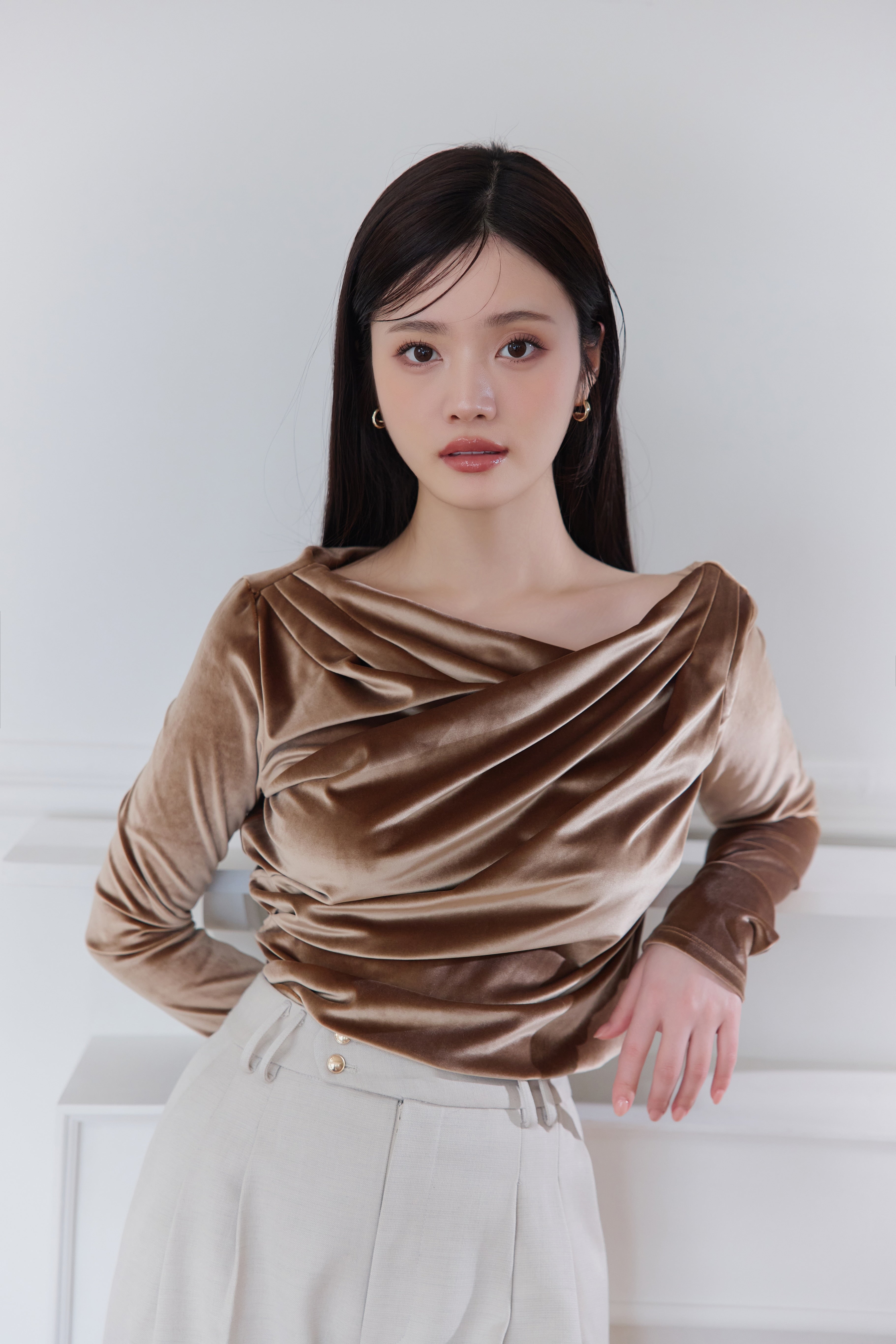 グロッシーベロアドレープトップス – poláura OFFICIAL ONLINE STORE