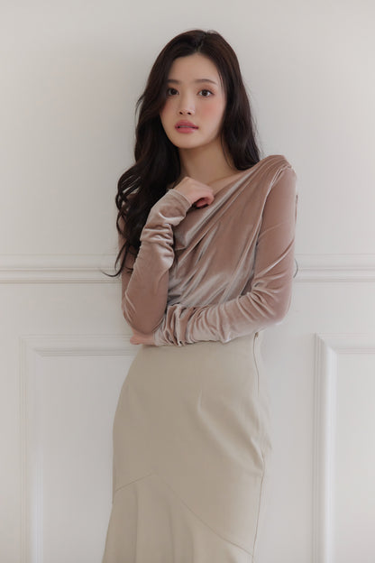 モデル身長：164cm カラー：pink beige