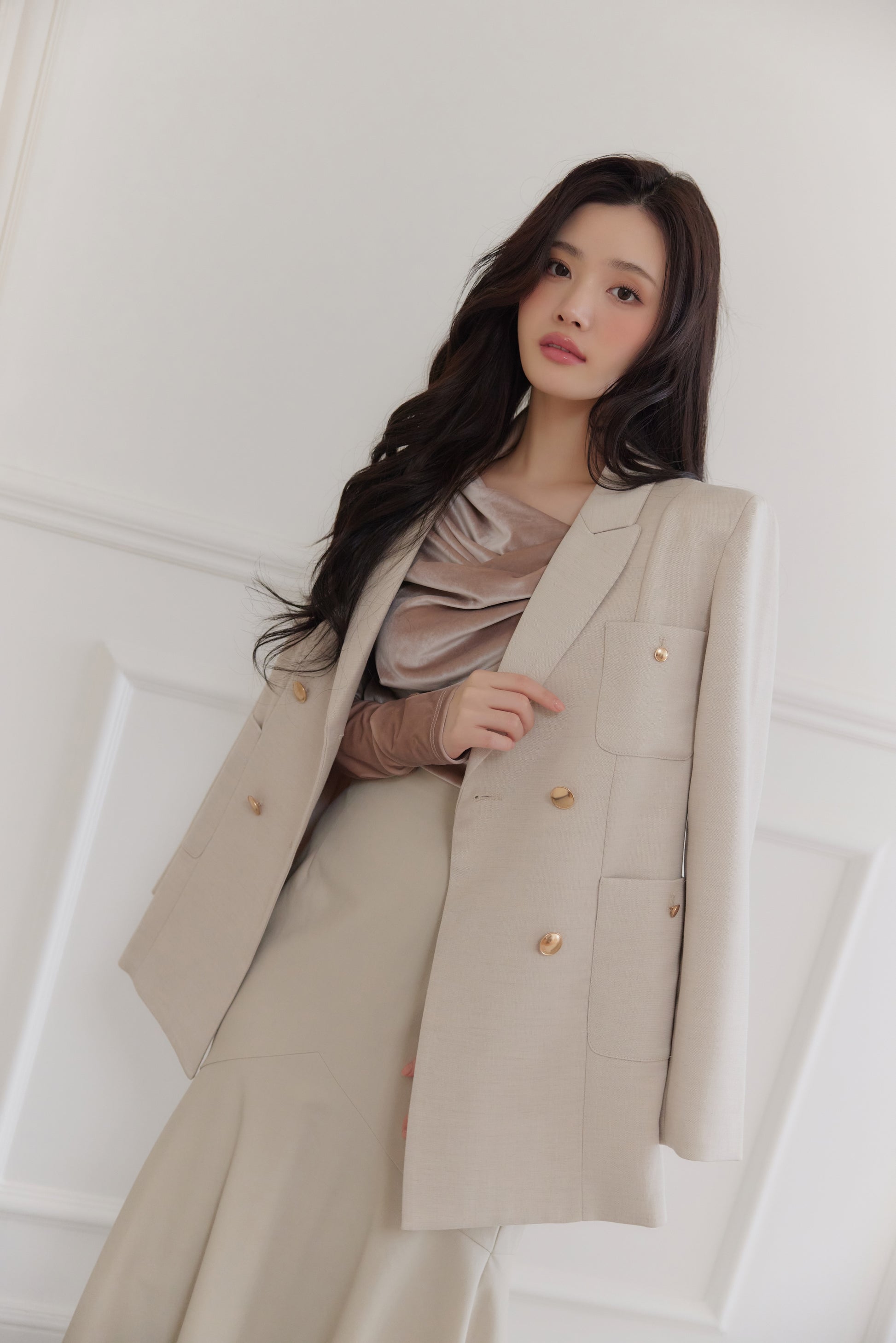 モデル身長：164cm サイズ：M カラー：beige