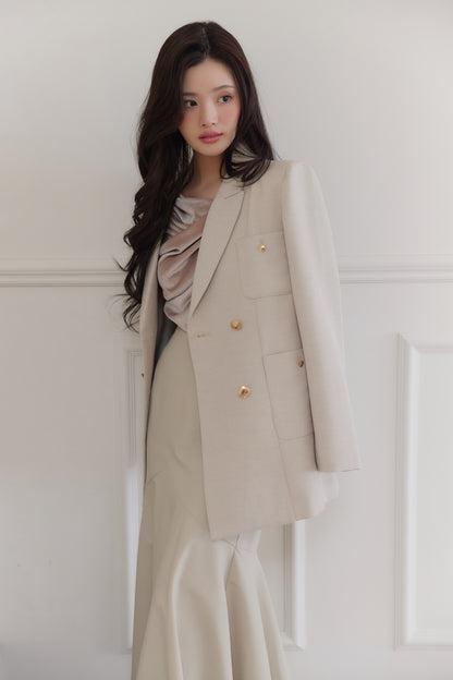 モデル身長：164cm サイズ：M カラー：beige