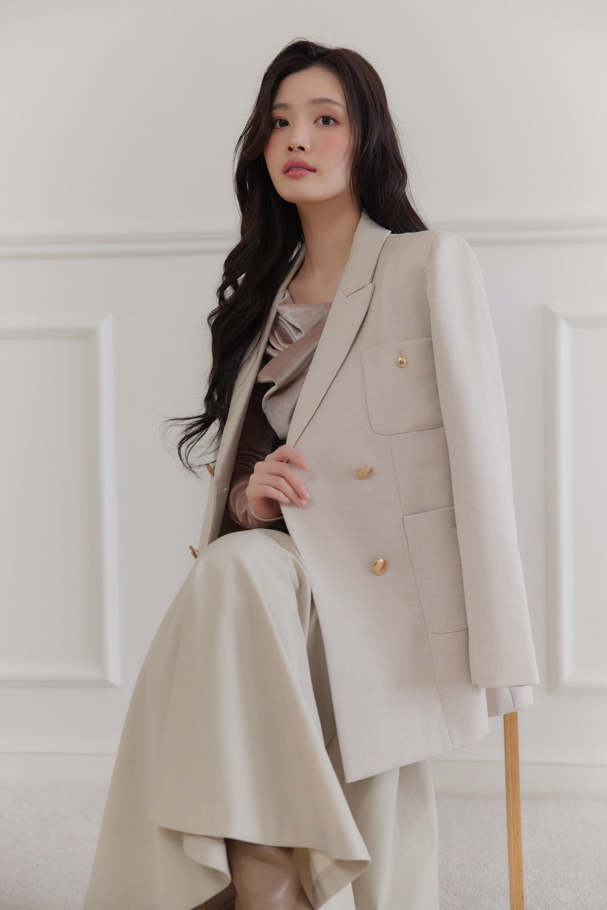 モデル身長：164cm サイズ：M カラー：beige