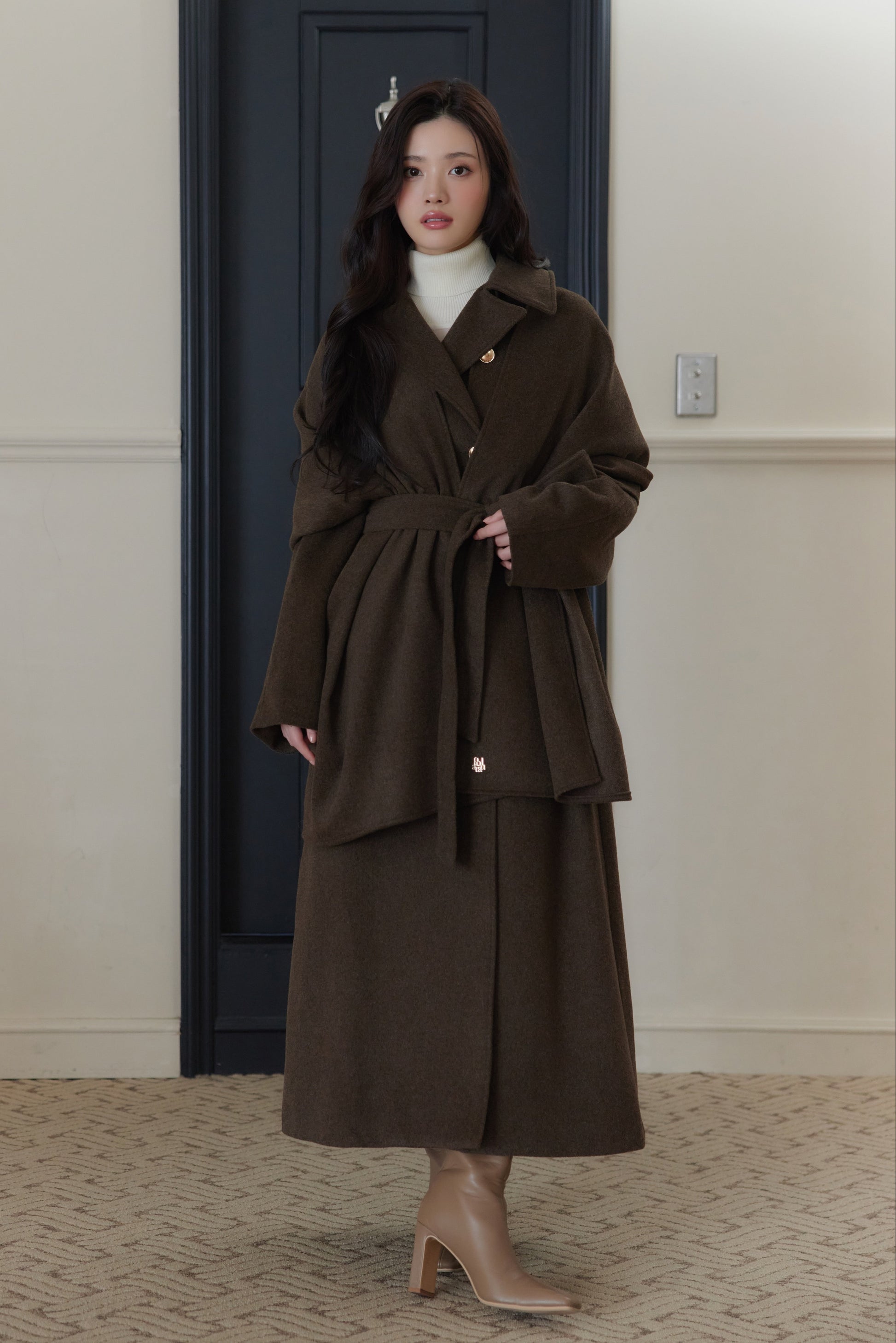 モデル身長：164cm カラー：brown