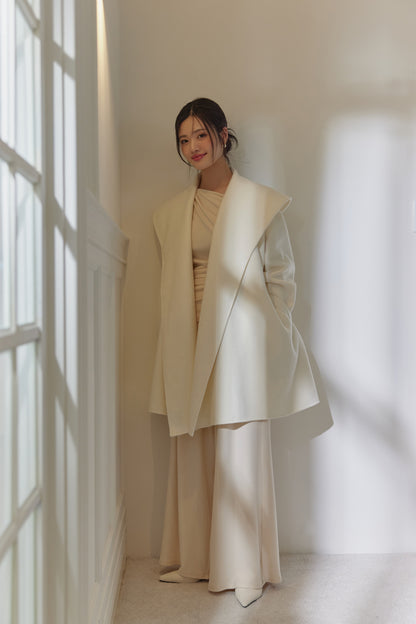 モデル身長：164cm カラー：off white