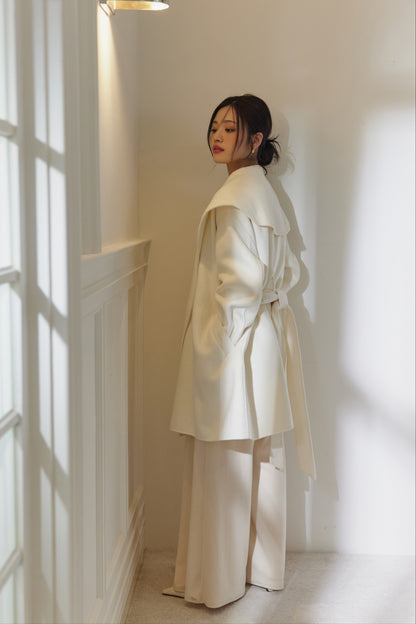 モデル身長：164cm カラー：off white
