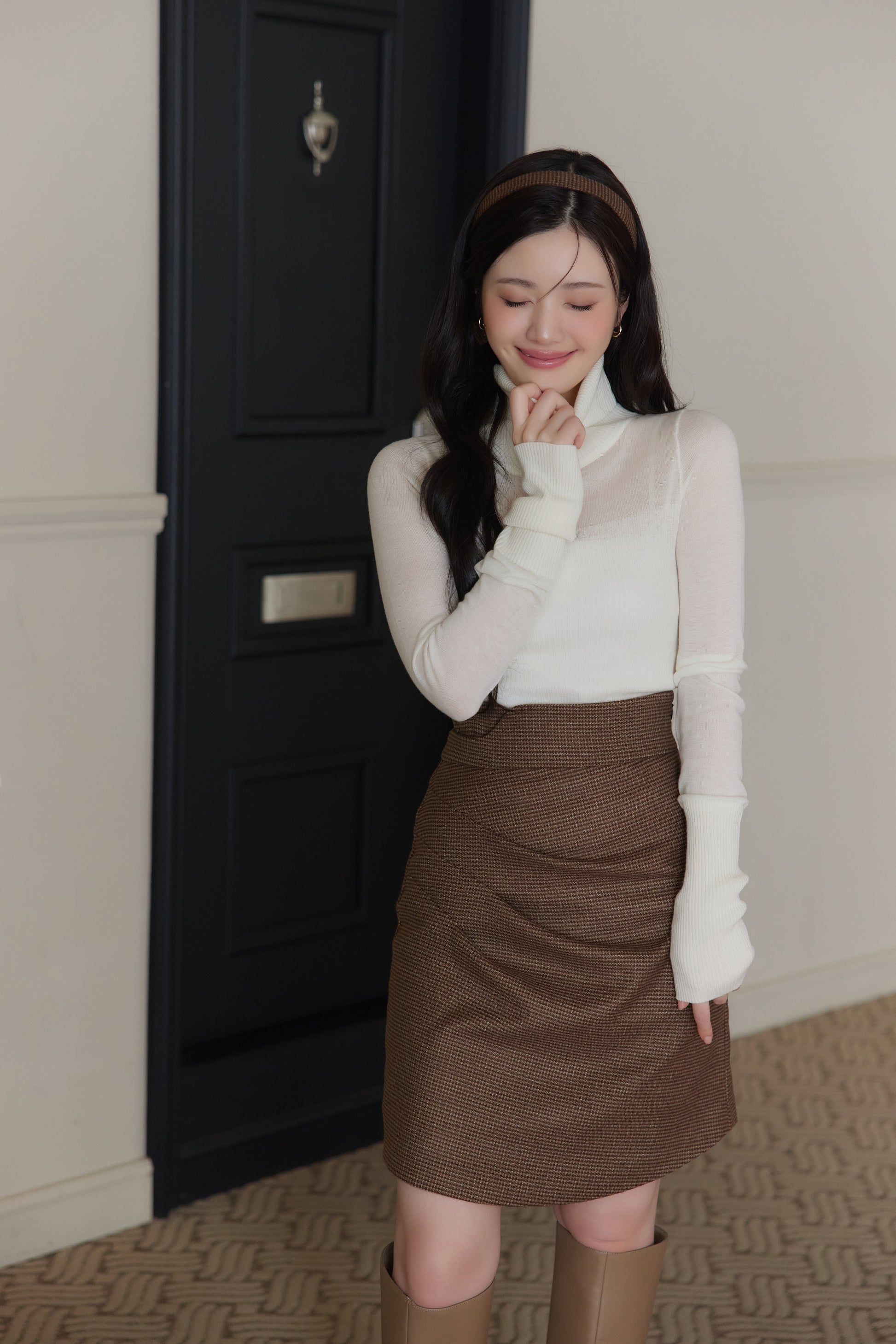 モデル身長：164cm サイズ：M カラー：モードブラウンチェック