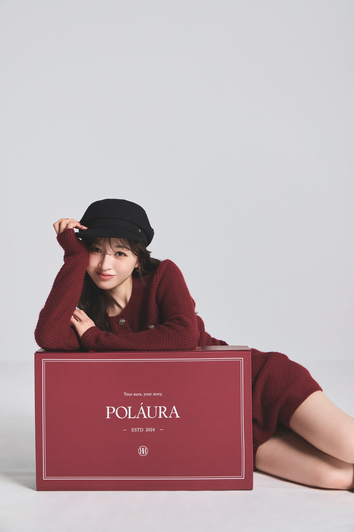 モデル身長：161cm 【トップス】カラー：red 【ボトムス】カラー：red 【アクセサリー】カラー：black
