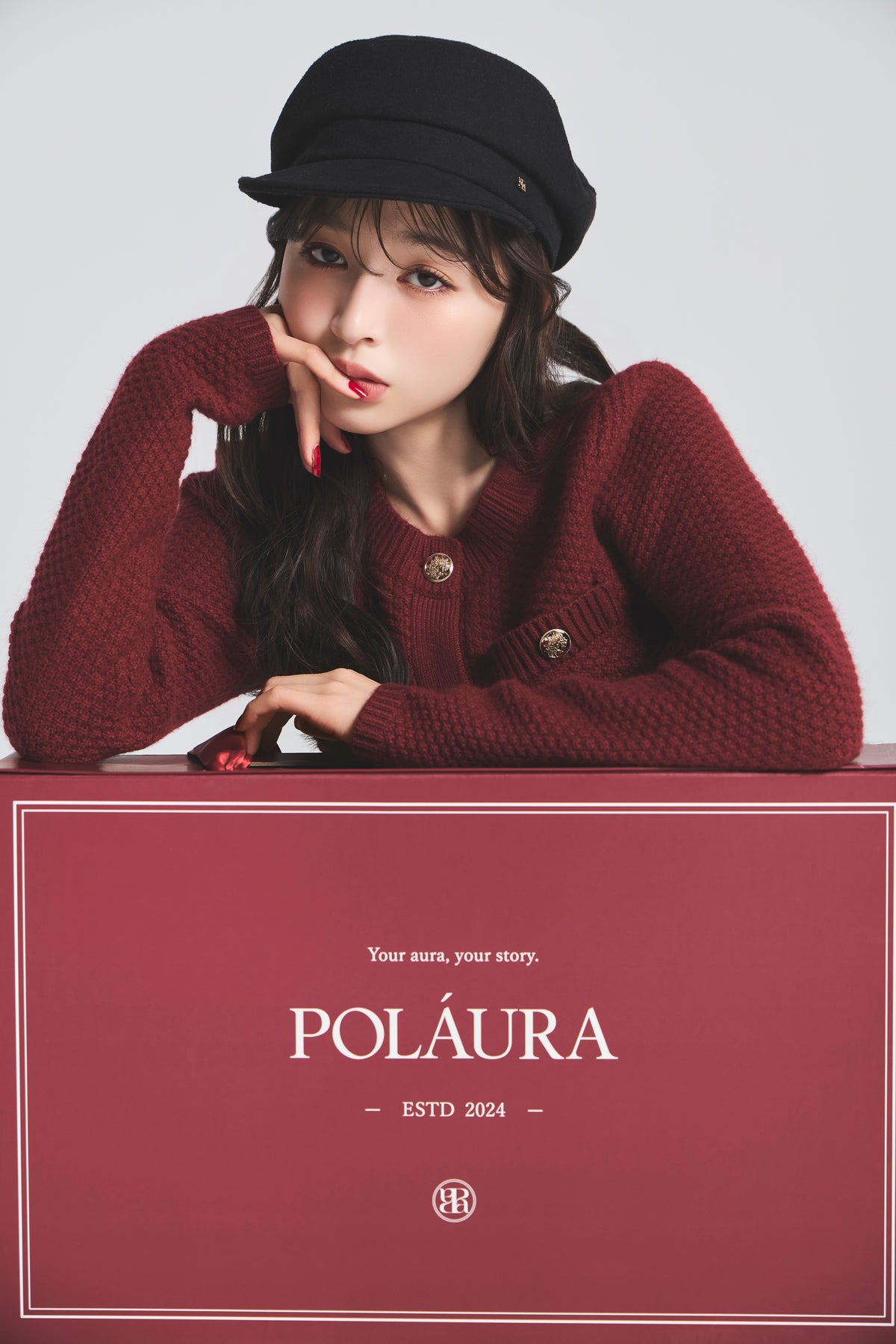 モデル身長：161cm 【トップス】カラー：red 【ボトムス】カラー：red 【アクセサリー】カラー：black