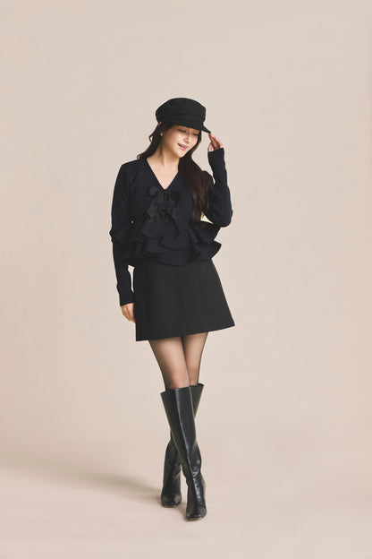 モデル身長：167cm 【トップス】カラー：navy 【アクセサリー】カラー：black