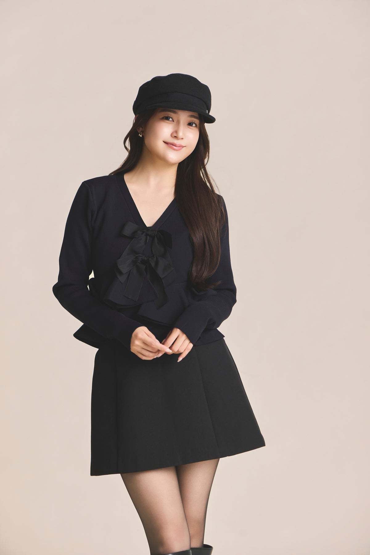 モデル身長：167cm 【トップス】カラー：navy 【アクセサリー】カラー：black