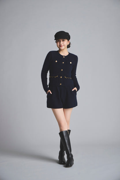 モデル身長：167cm 【トップス】カラー：navy 【ボトムス】カラー：navy サイズ：SS 【アクセサリー】カラー：black