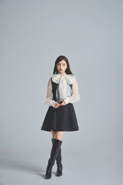 モデル身長：161cm 【トップス】カラー：off white 【ワンピース】カラー：black
