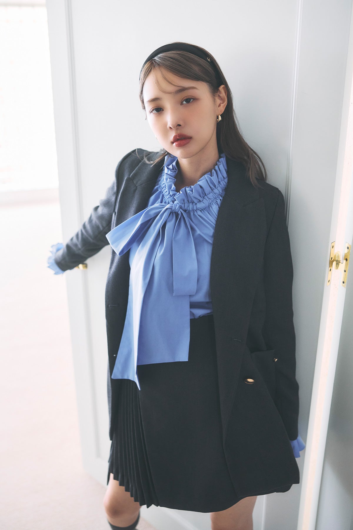 ★とりむね★ poláura プリーツリボン2WAYブラウス【ネイビー】 プリーツリボン2WAYブラウス – poláura OFFICIAL ONLINE STORE