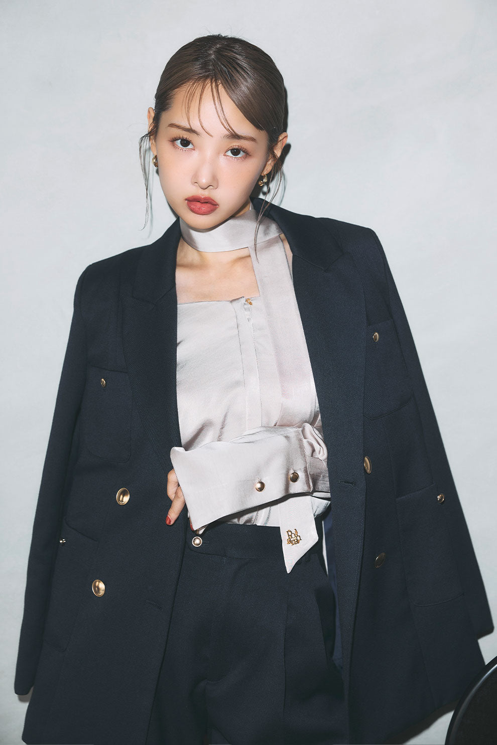 モデル身長：172cm サイズ：FREE カラー：navy