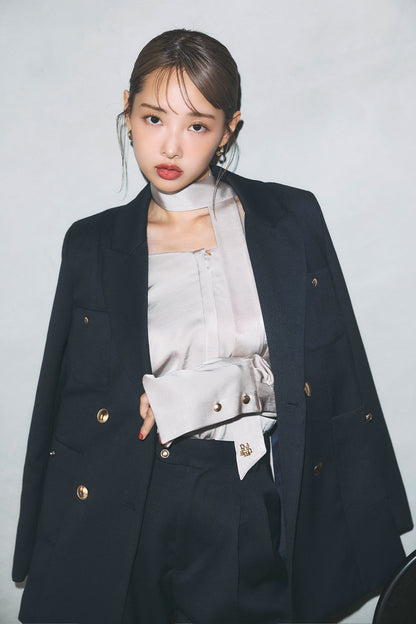 モデル身長：172cm サイズ：FREE カラー：navy