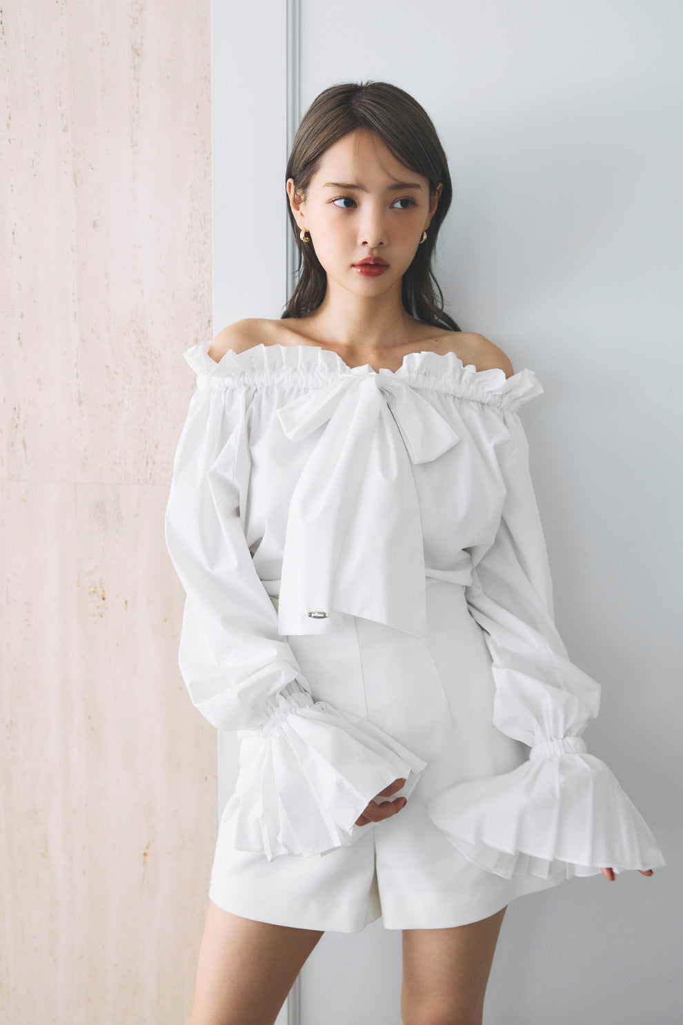 ★とりむね★ poláura プリーツリボン2WAYブラウス【ネイビー】 プリーツリボン2WAYブラウス – poláura OFFICIAL ONLINE STORE