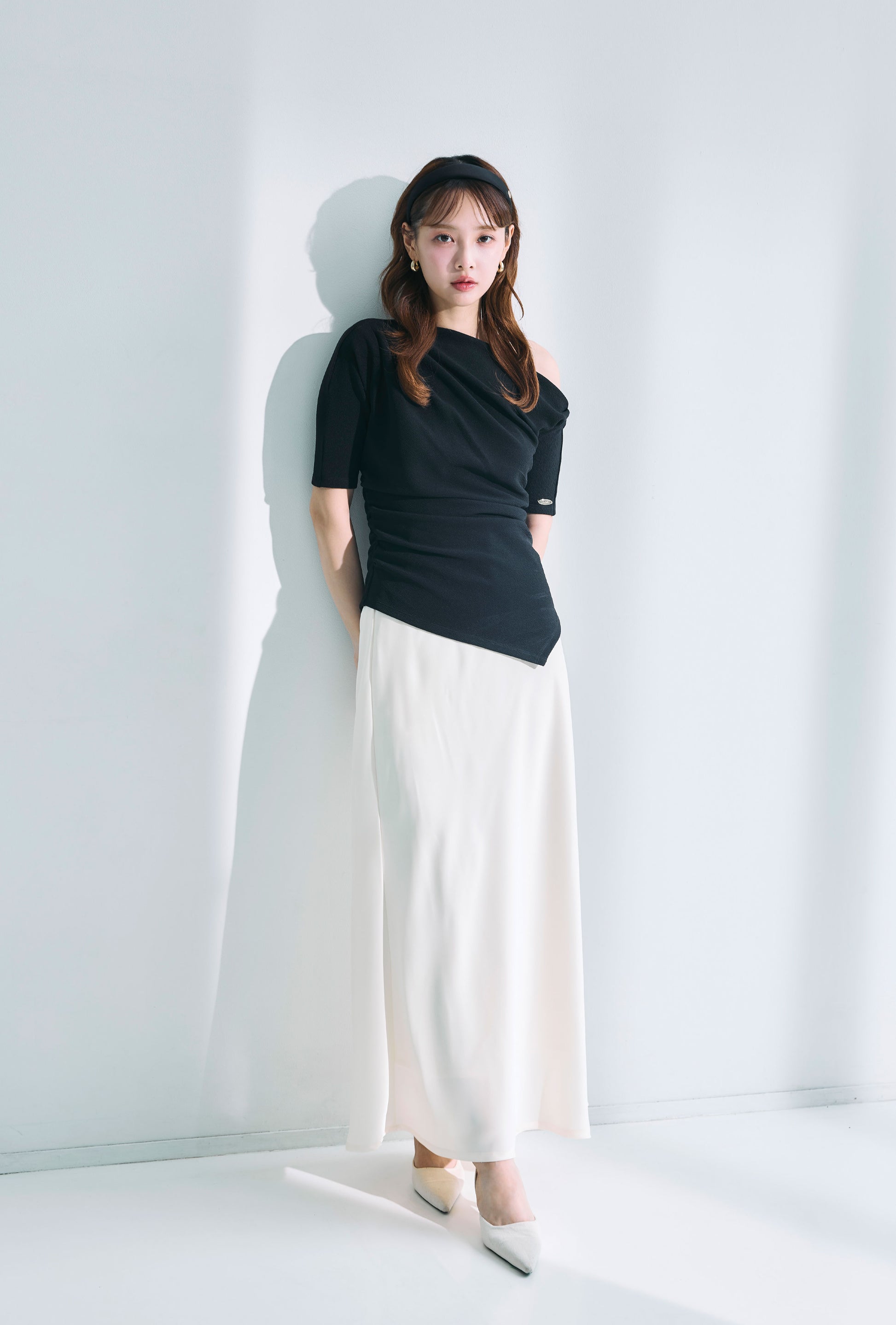 モデル身長：172cm　サイズ：M　カラー：ivory