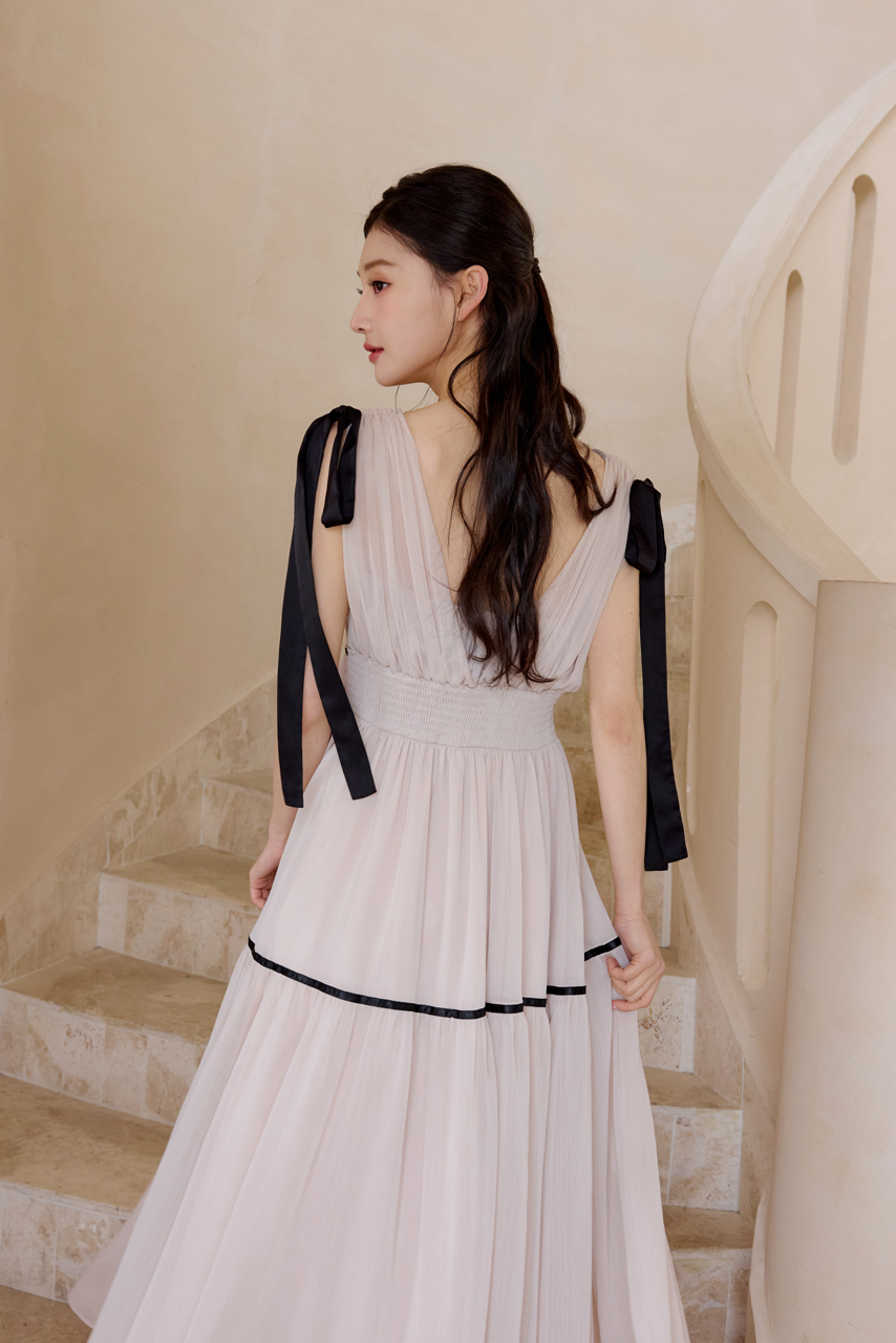 ポローラ ショルダーリボンシフォンブラウス ショルダーリボンシフォンブラウス – poláura OFFICIAL ONLINE STORE