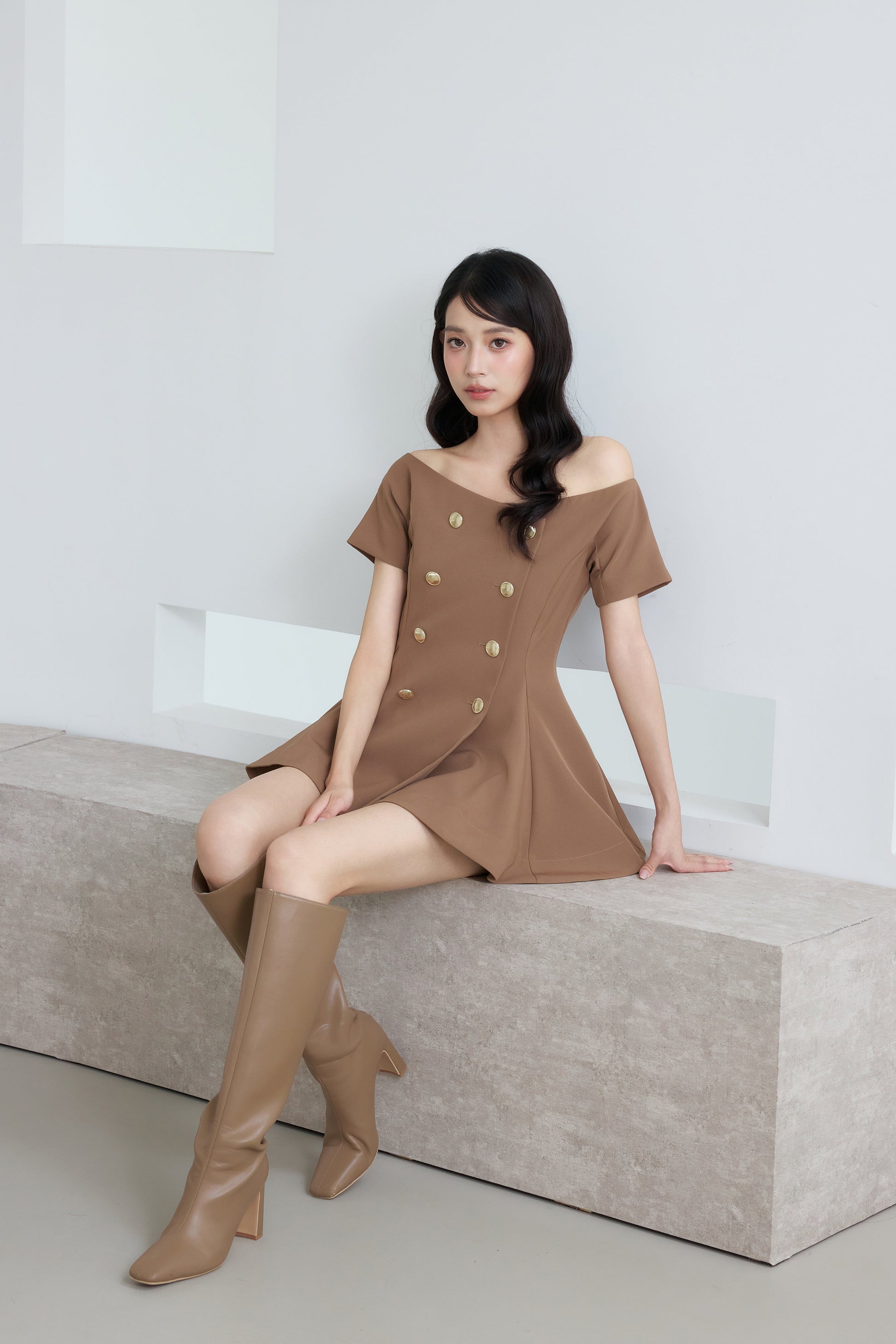 着用モデル：170cm カラー：camel