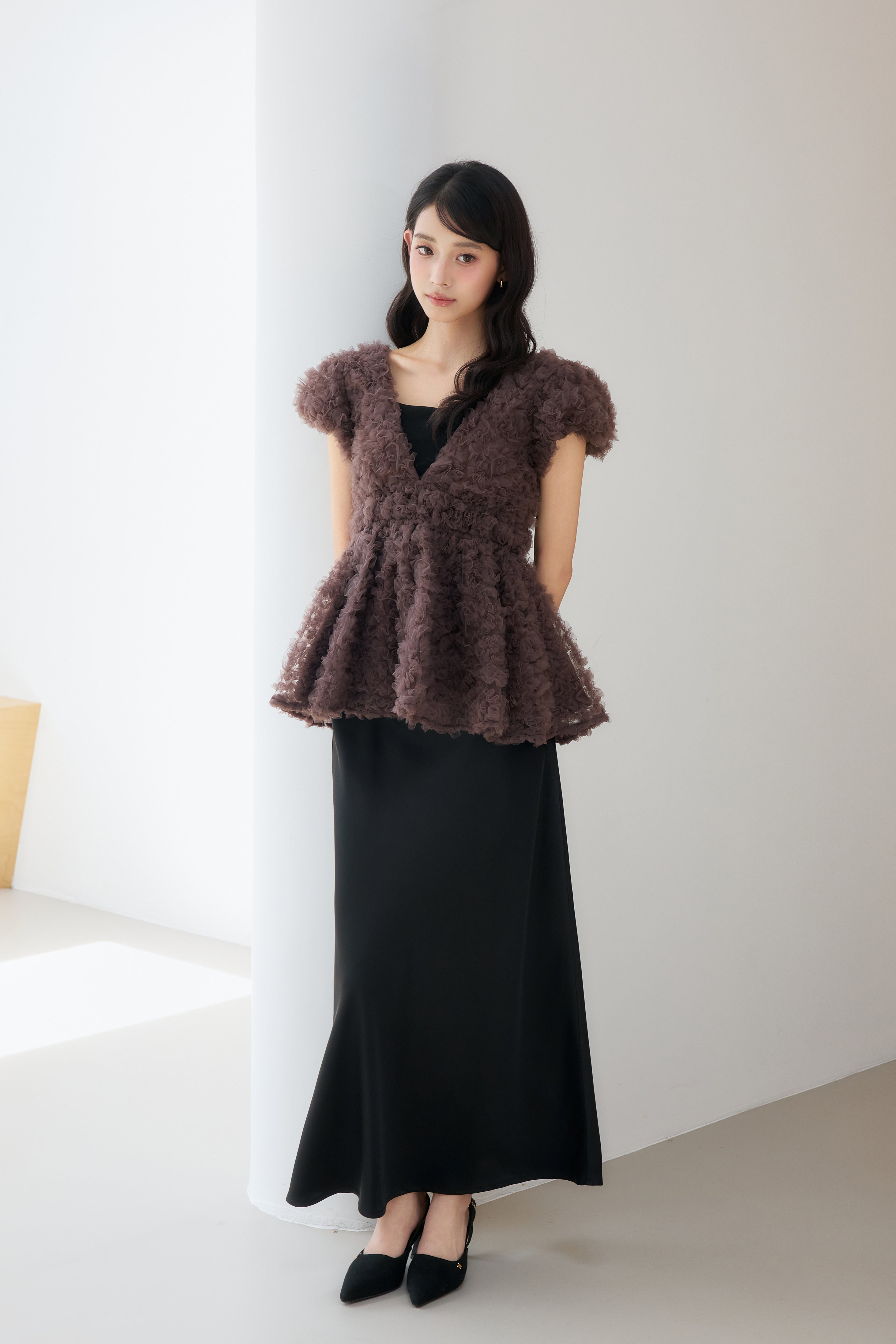 フラワーぺプラムバックリボンチュニック – poláura OFFICIAL ONLINE STORE