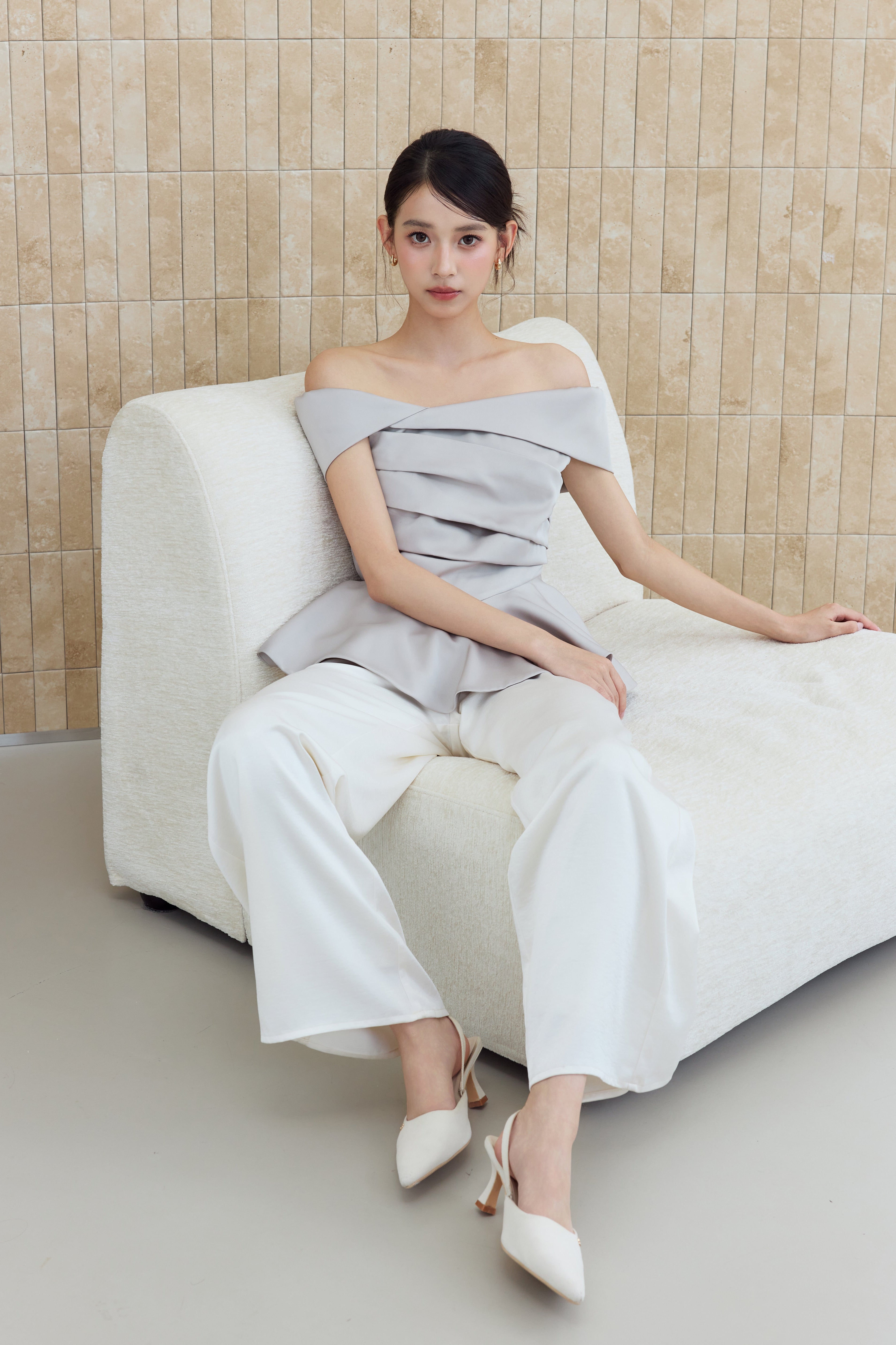 ロマンティックサテンぺプラムトップス – poláura OFFICIAL ONLINE STORE