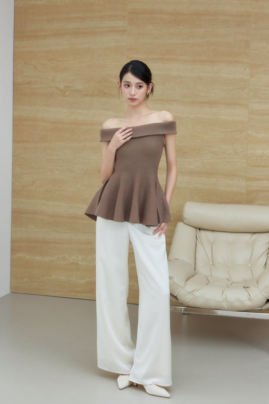 着用モデル：170cm 【トップス】カラー：camel【ボトムス】カラー：off white サイズ：SM