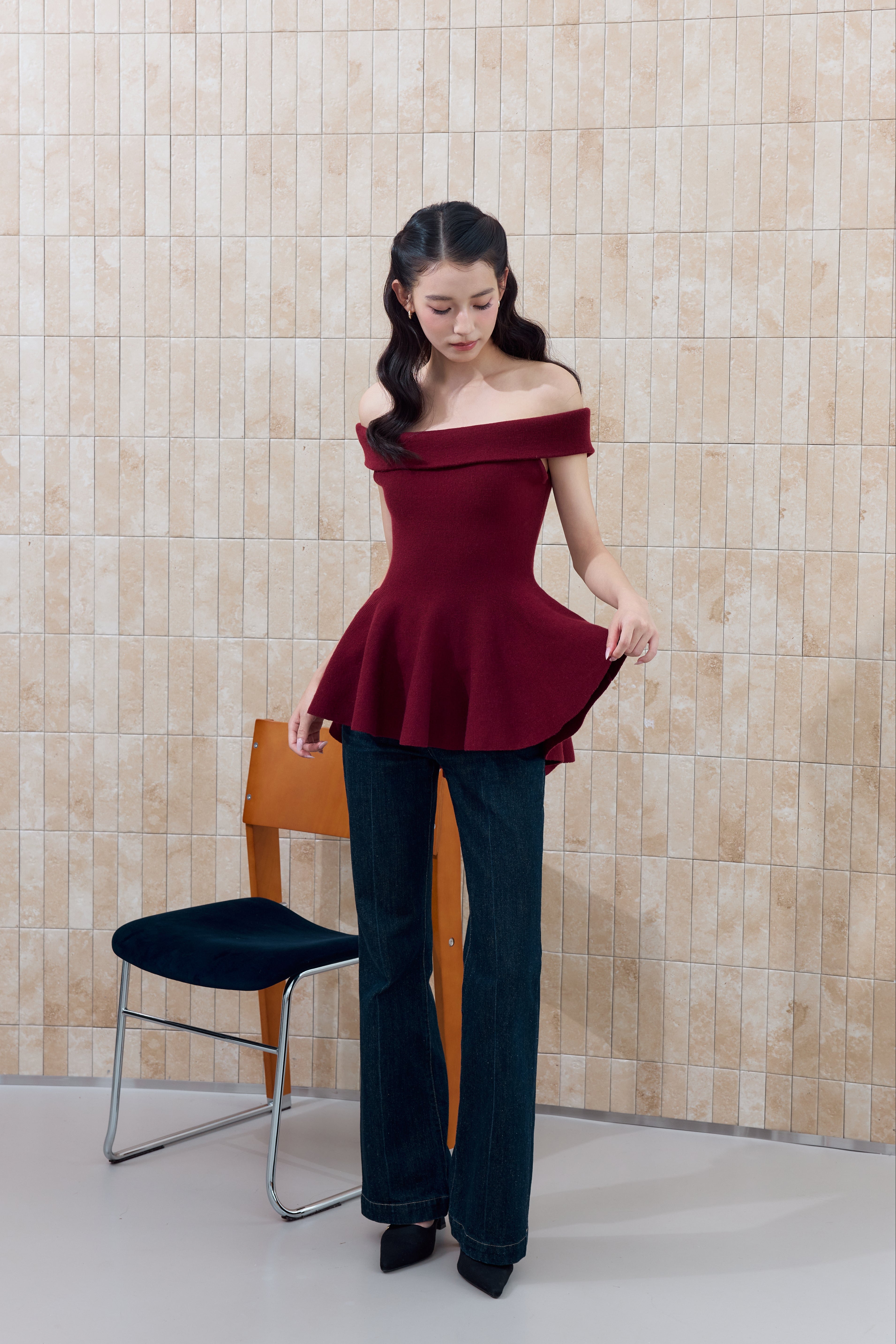 poláura / 新品・未使用 フォルムペプラムニットトップ 東京限定カラー フォルムペプラムニットトップ – poláura OFFICIAL ONLINE STORE