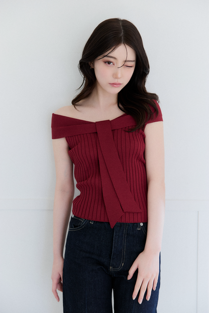 着用モデル：157cm カラー：red