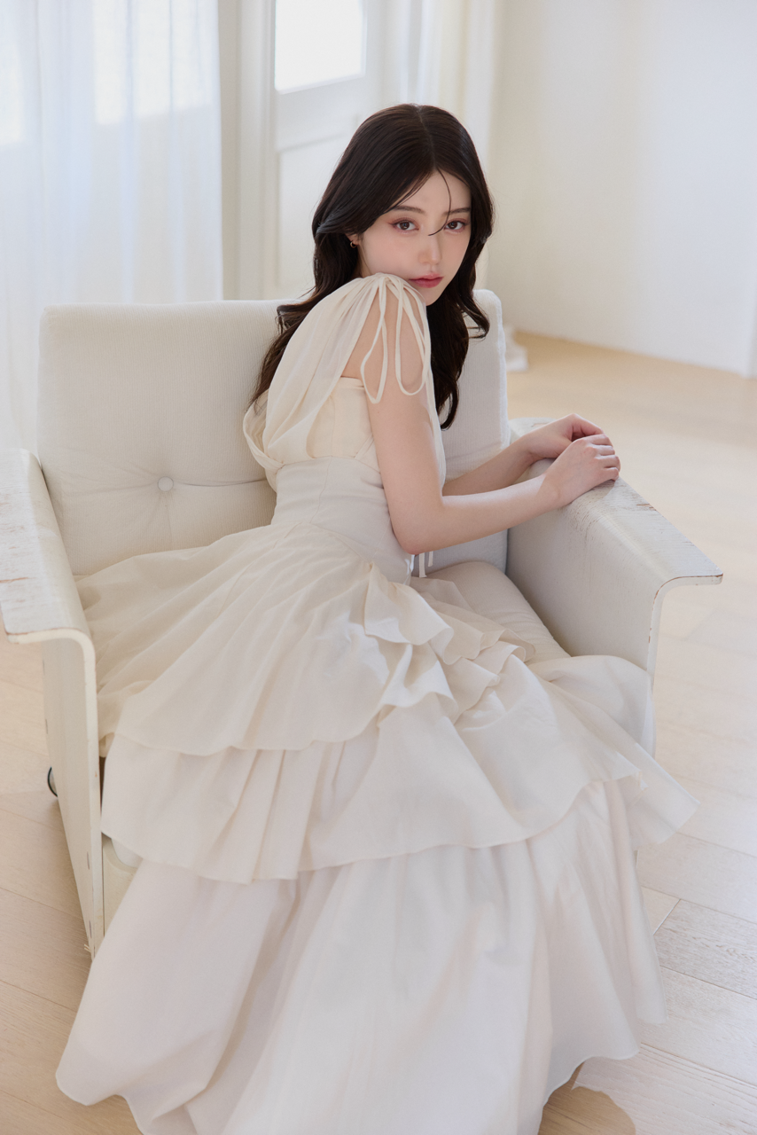 モデル身長：157cm カラー：off whiteサイズ：S