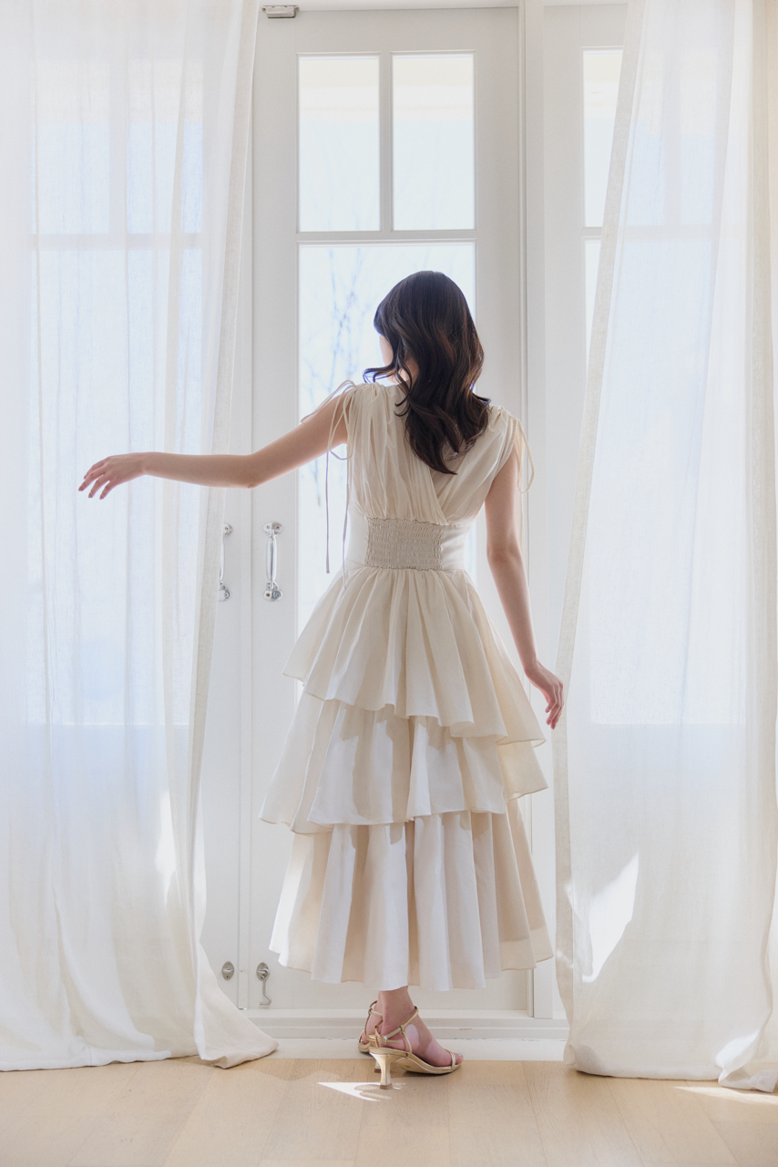 モデル身長：157cm カラー：off whiteサイズ：S