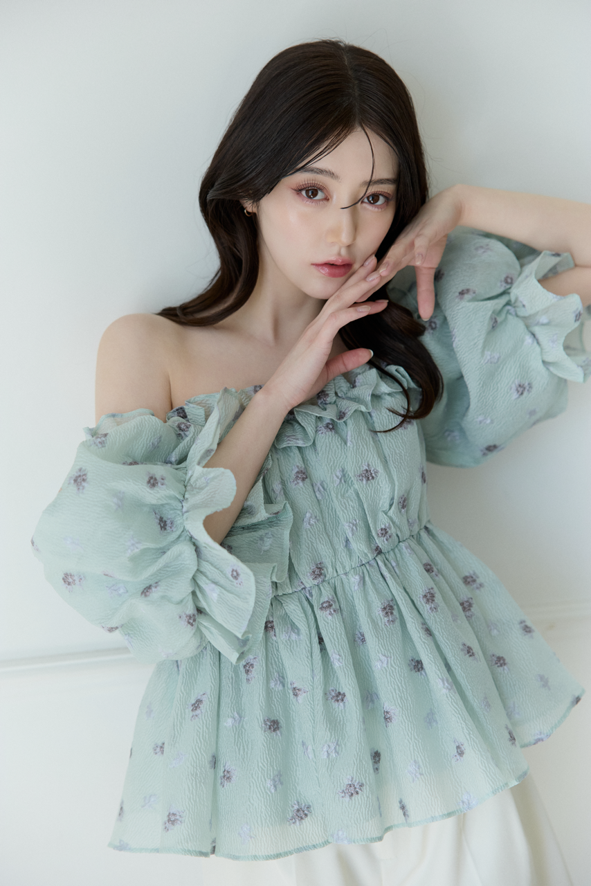 ブリーズフローラルシアートップス – poláura OFFICIAL ONLINE STORE ブリーズフローラルシアートップス – poláura OFFICIAL ONLINE STORE