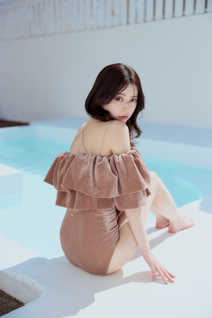 ベロアフリルスイムスーツ