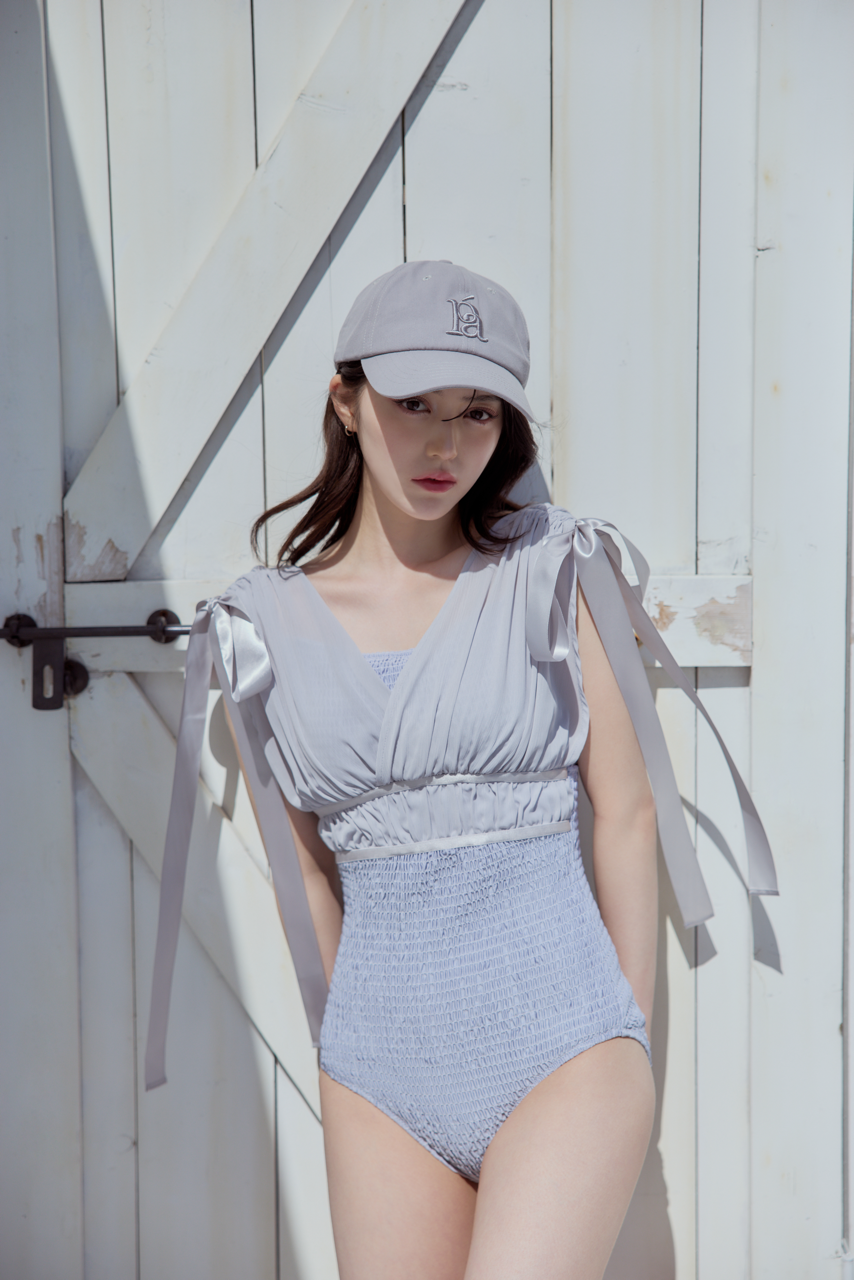 着用モデル：157cm カラー：grey sax