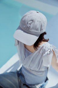 blue grey / free