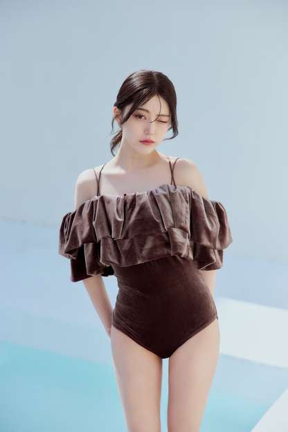 ベロアフリルスイムスーツ