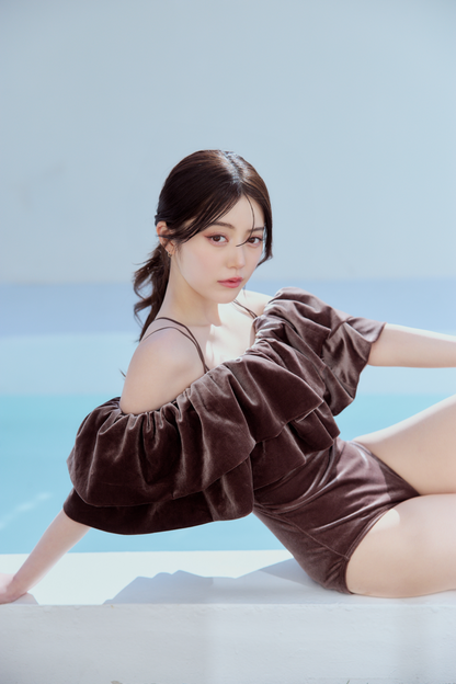 ベロアフリルスイムスーツ