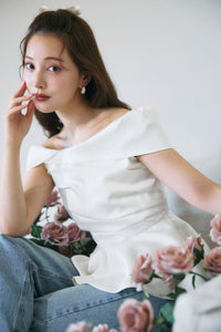 white / free