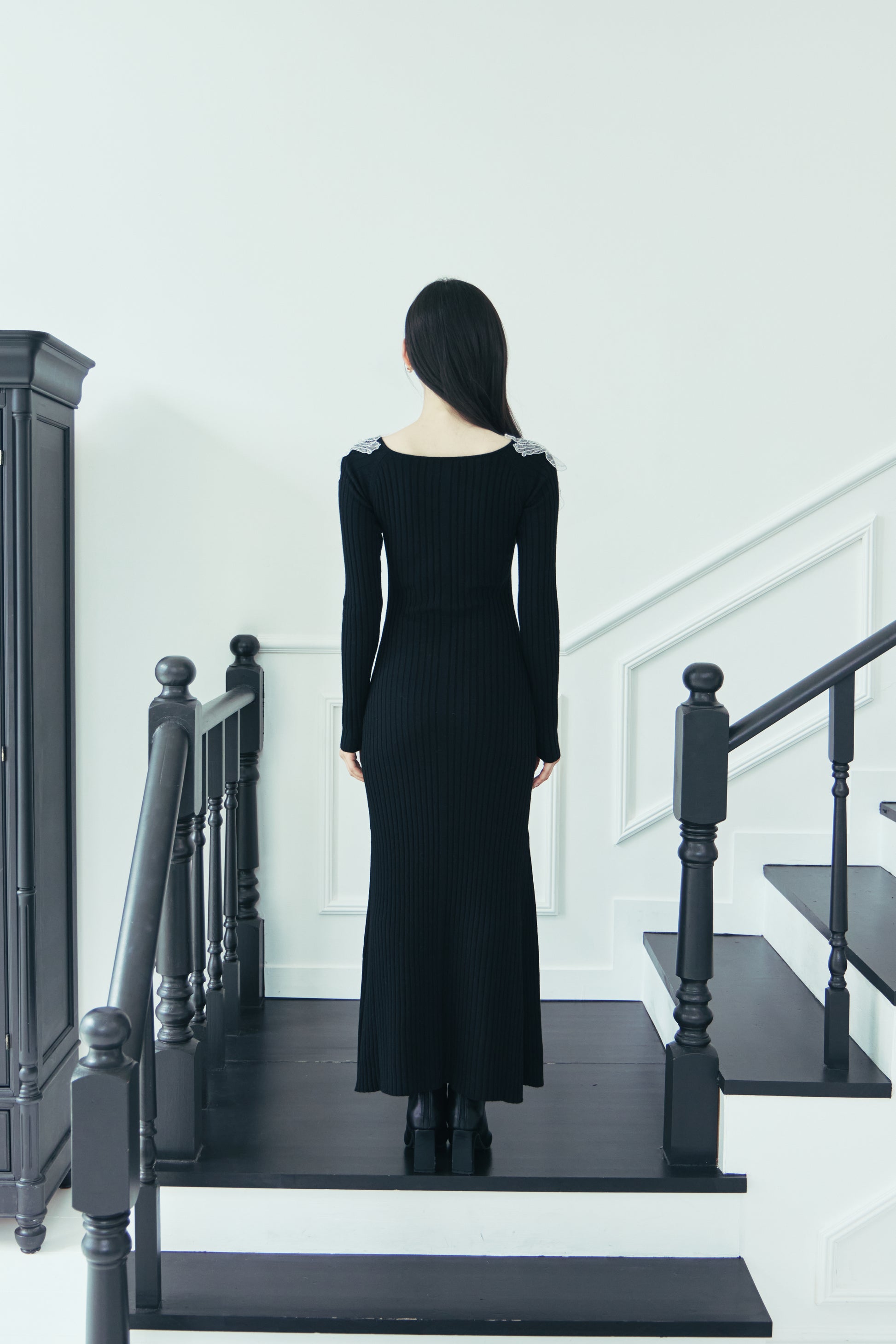 モデル身長：166cm カラー：black サイズ：SM