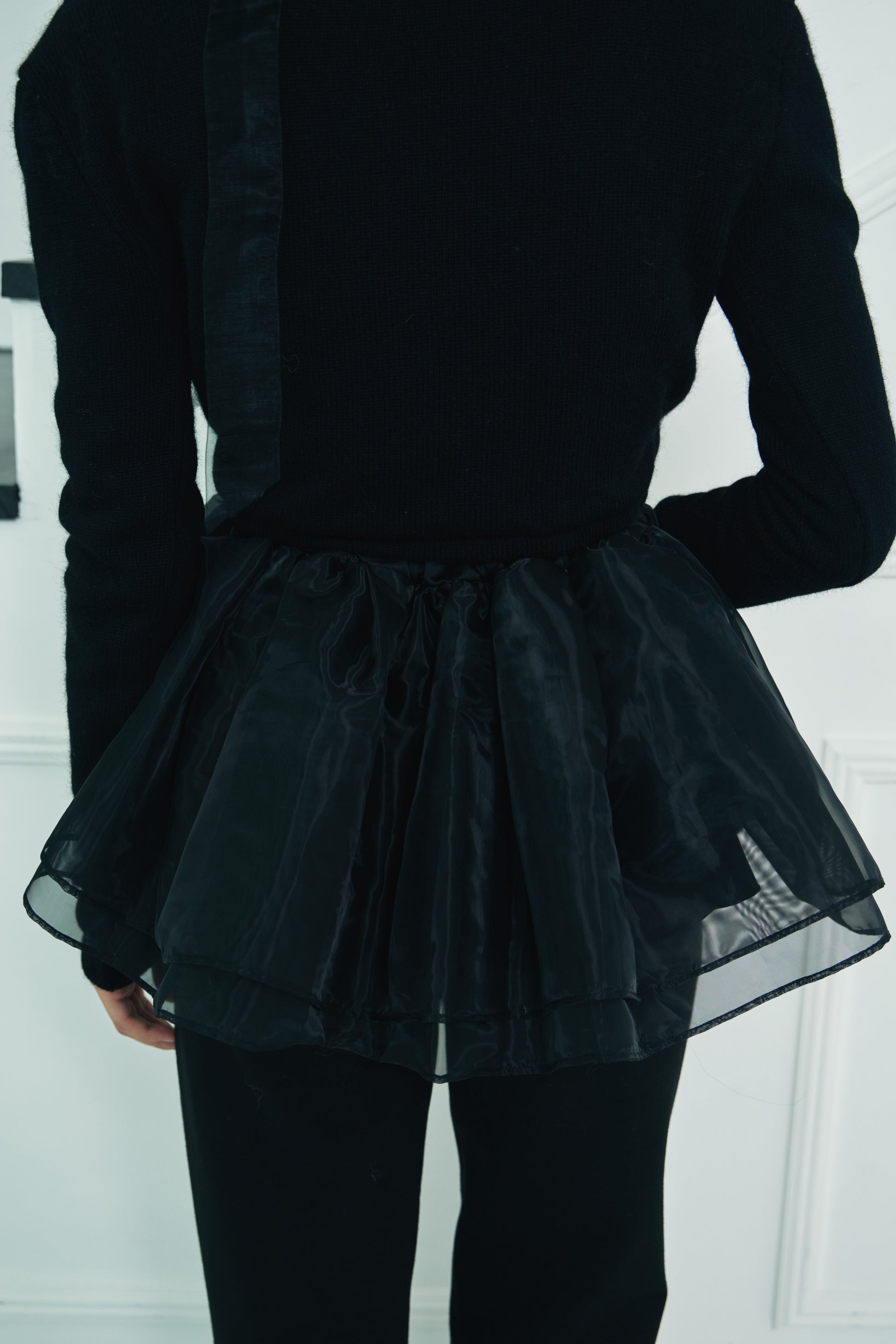 モデル身長：166cm 【トップス】カラー：black × black