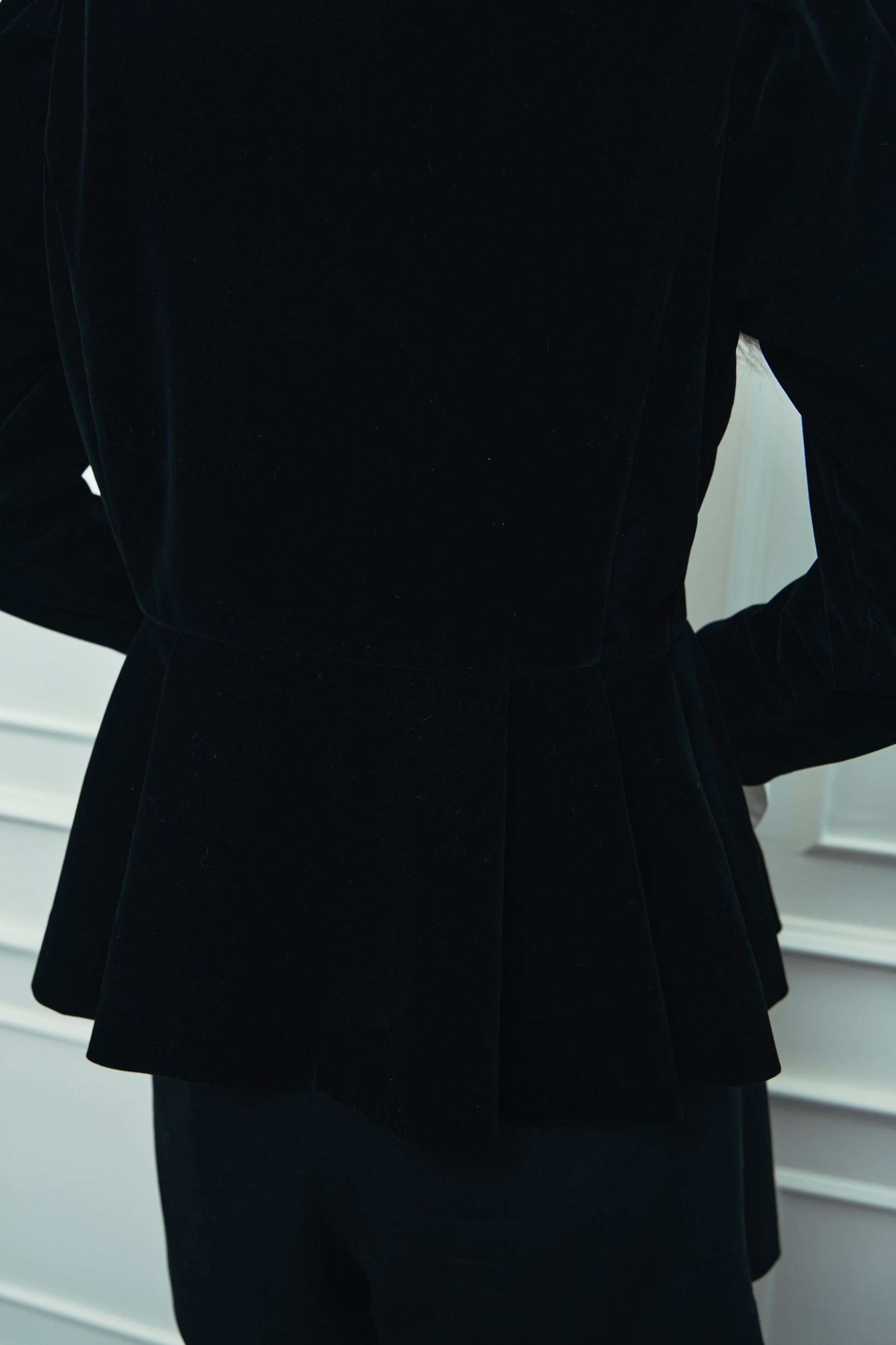 モデル身長：166cm カラー：black