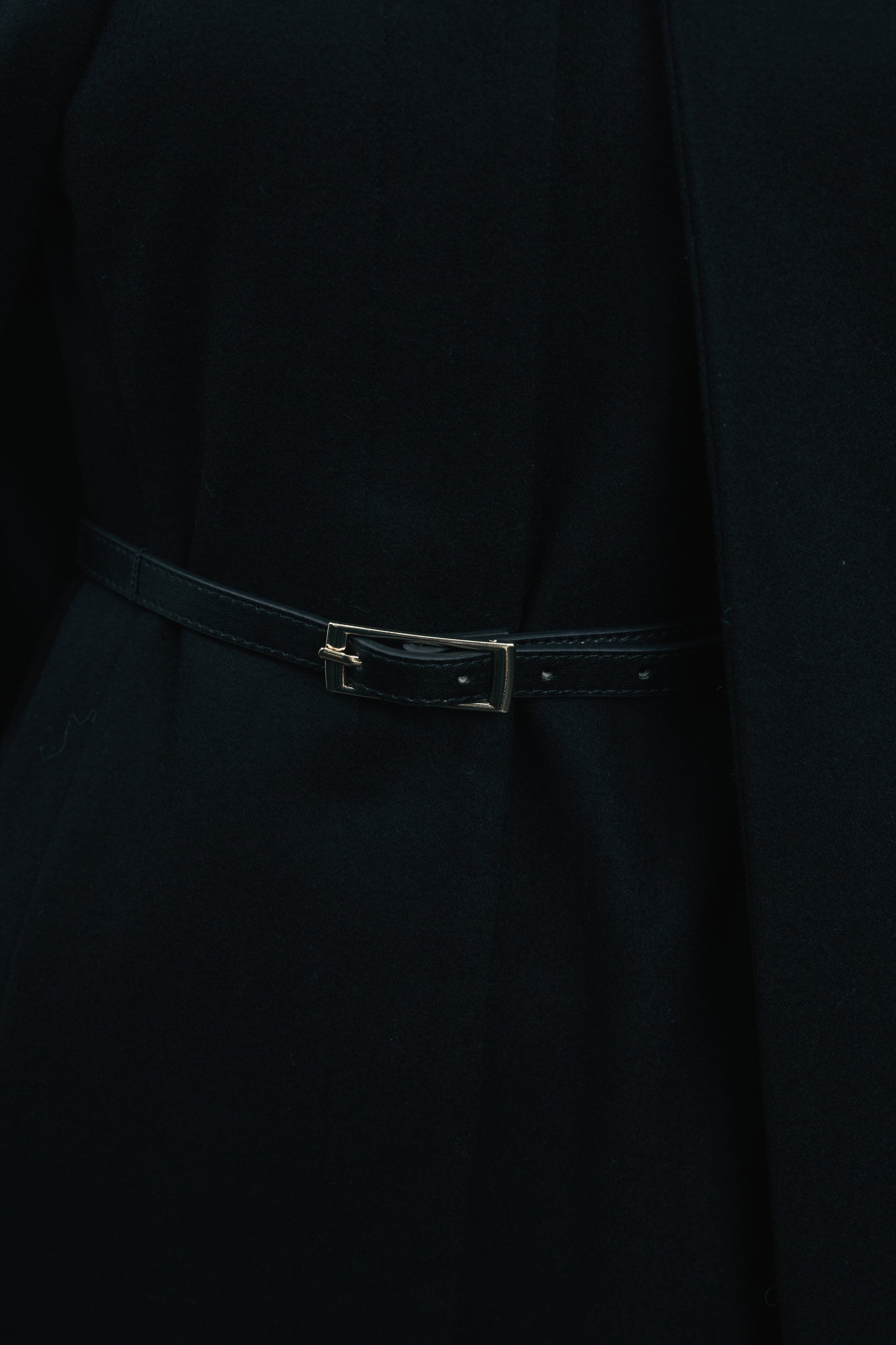 カラー：black
