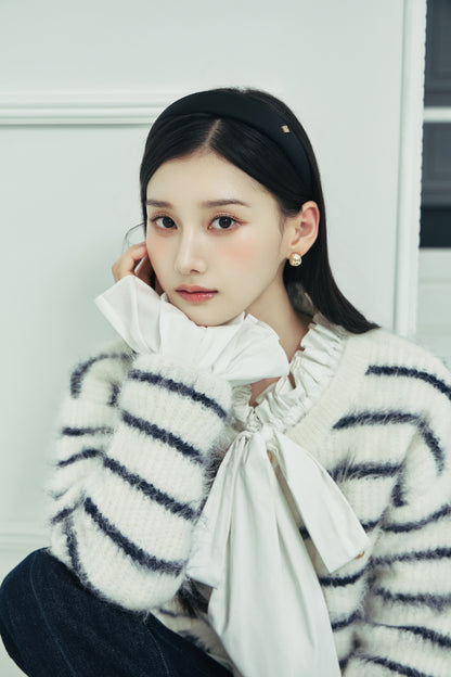 モデル身長：166cm 【トップス】 カラー：off white × navy border