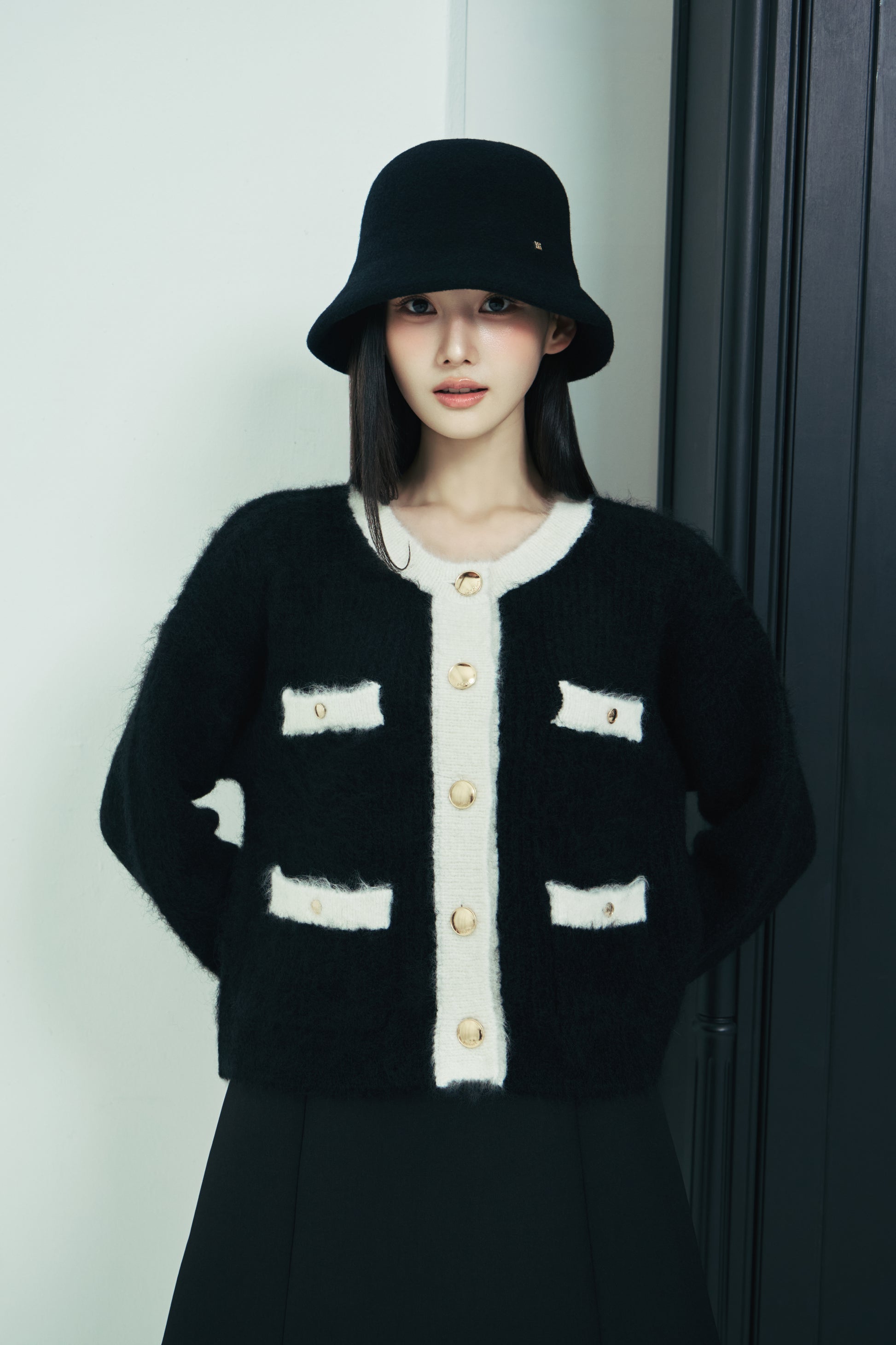 モデル身長：166cm 【トップス】カラー：black base× off white